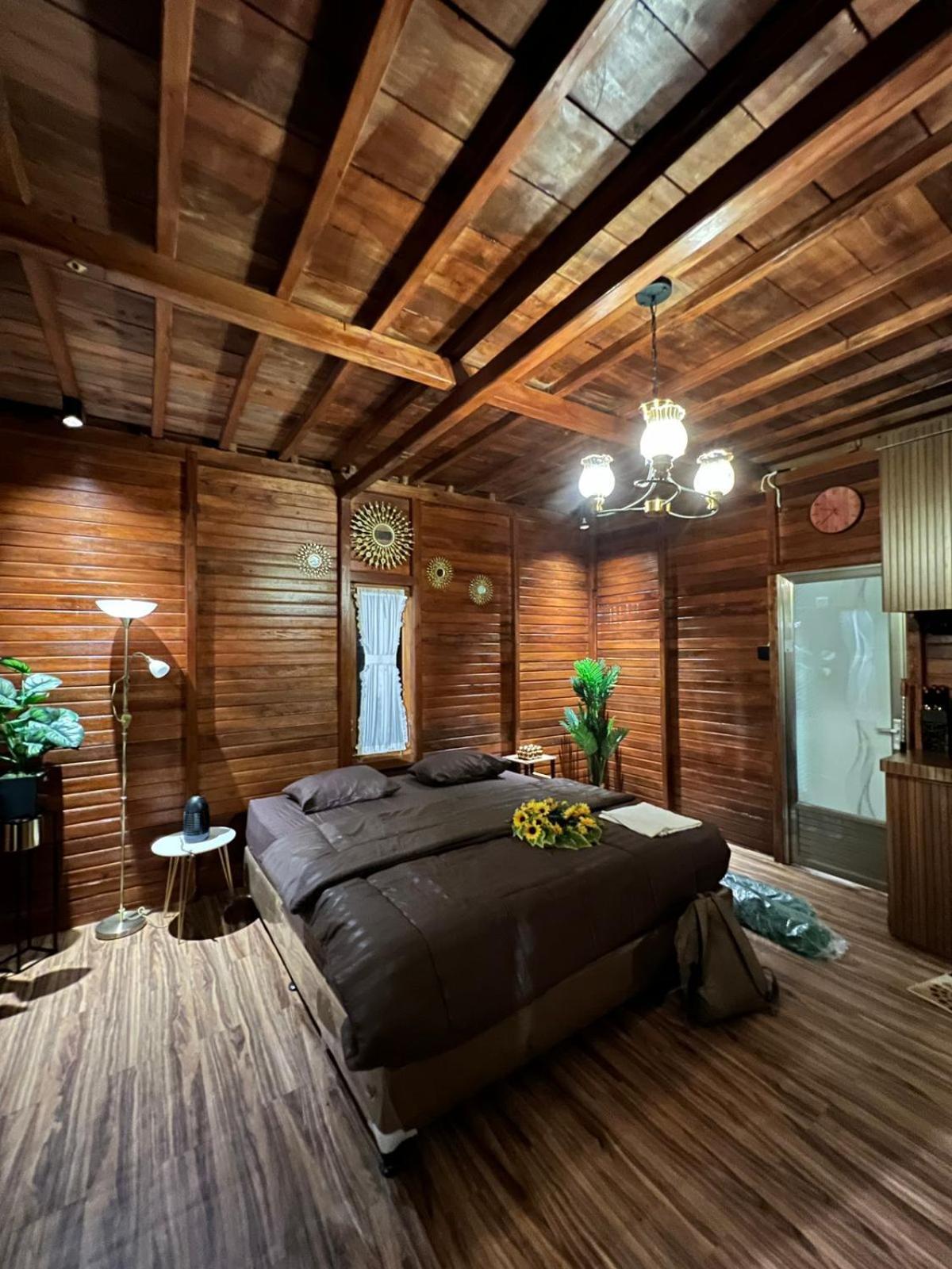 Noerbaya House Bukittinggi 빌라 외부 사진